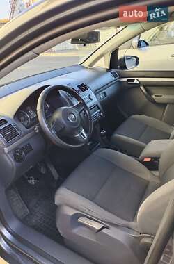 Минивэн Volkswagen Touran 2010 в 
