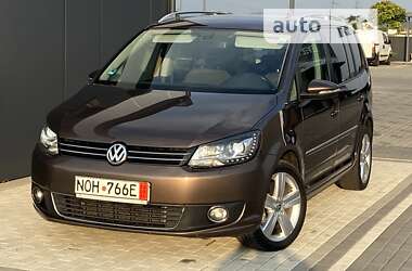 Мінівен Volkswagen Touran 2012 в Хусті