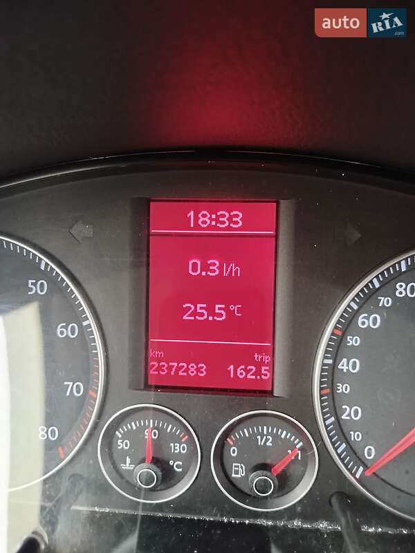 Мінівен Volkswagen Touran 2007 в Житомирі фото 16 Мінівен Volkswagen Touran 2007 в Житомирі