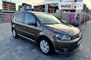 Мінівен Volkswagen Touran 2012 в Хусті