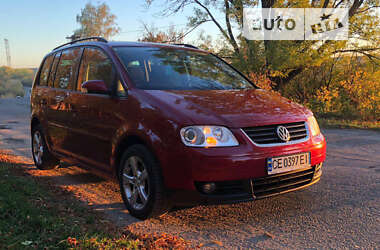 Мінівен Volkswagen Touran 2004 в Чернівцях