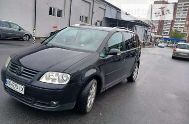 Минивэн Volkswagen Touran 2004 в Виннице