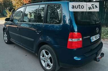 Мінівен Volkswagen Touran 2003 в Новій Басані