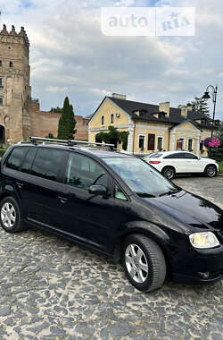 Мінівен Volkswagen Touran 2004 в Луцьку