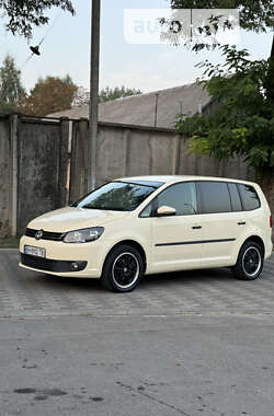 Мінівен Volkswagen Touran 2012 в Лубнах