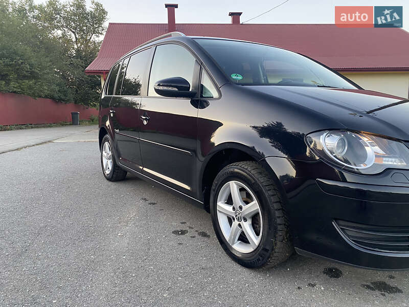 Минивэн Volkswagen Touran 2009 в Тернополе