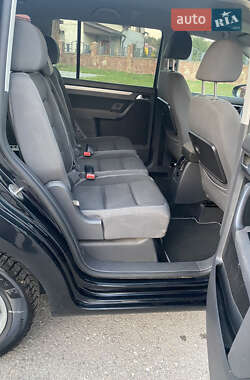 Минивэн Volkswagen Touran 2009 в 