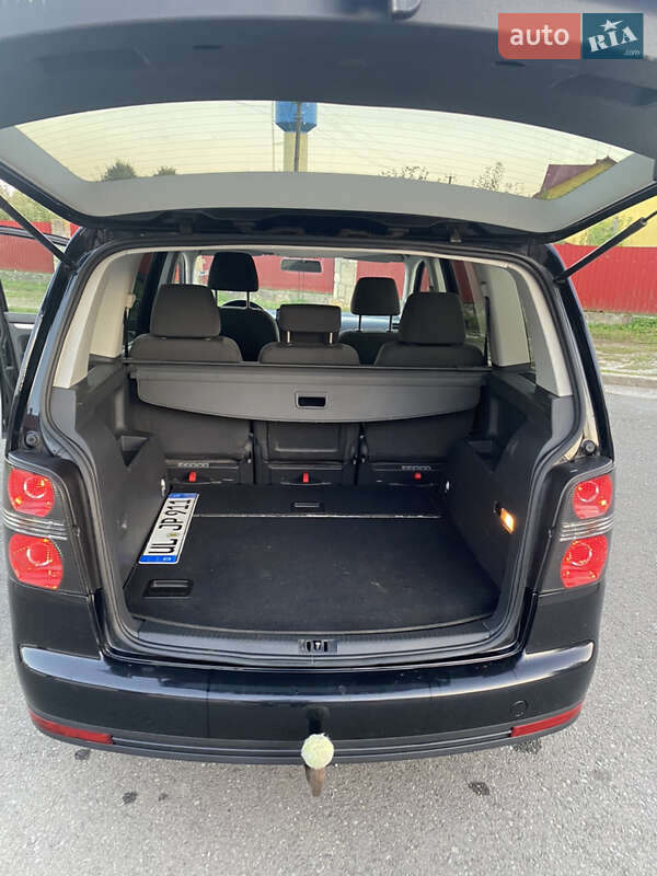 Минивэн Volkswagen Touran 2009 в Тернополе