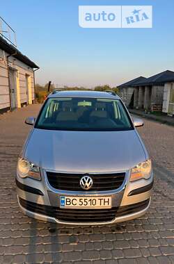 Минивэн Volkswagen Touran 2007 в Львове