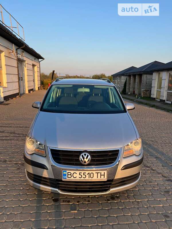 Мінівен Volkswagen Touran 2007 в Львові