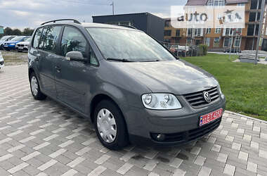 Минивэн Volkswagen Touran 2005 в Староконстантинове