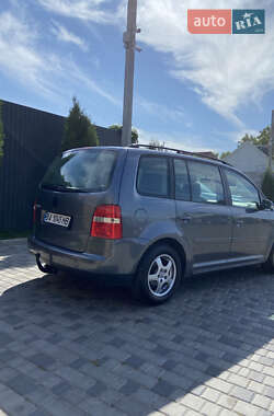 Минивэн Volkswagen Touran 2005 в 
