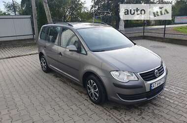 Минивэн Volkswagen Touran 2007 в Косове