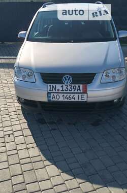 Минивэн Volkswagen Touran 2005 в Мукачево