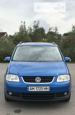 Минивэн Volkswagen Touran 2006 в Ровно