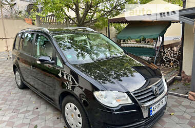 Минивэн Volkswagen Touran 2007 в Киеве