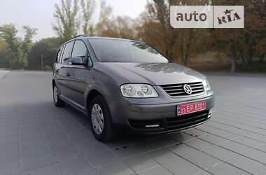 Мінівен Volkswagen Touran 2004 в Світловодську