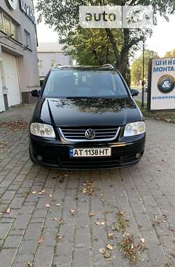 Минивэн Volkswagen Touran 2003 в Ивано-Франковске