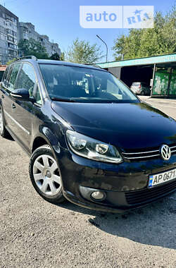 Минивэн Volkswagen Touran 2011 в Запорожье