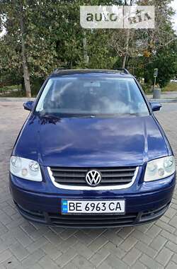 Мінівен Volkswagen Touran 2006 в Гайсину