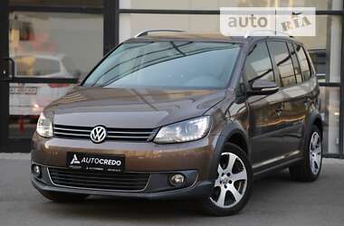 Минивэн Volkswagen Touran 2012 в Харькове