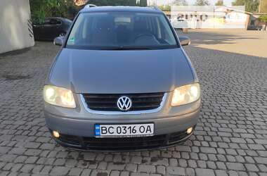 Минивэн Volkswagen Touran 2004 в Червонограде