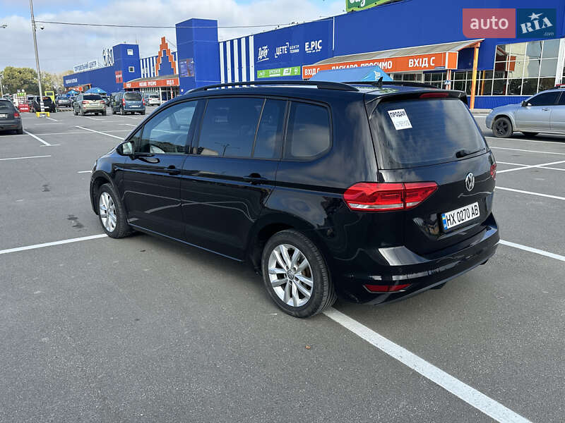 Микровэн Volkswagen Touran 2016 в Каменец-Подольском фото 3 Микровэн Volkswagen Touran 2016 в Каменец-Подольском