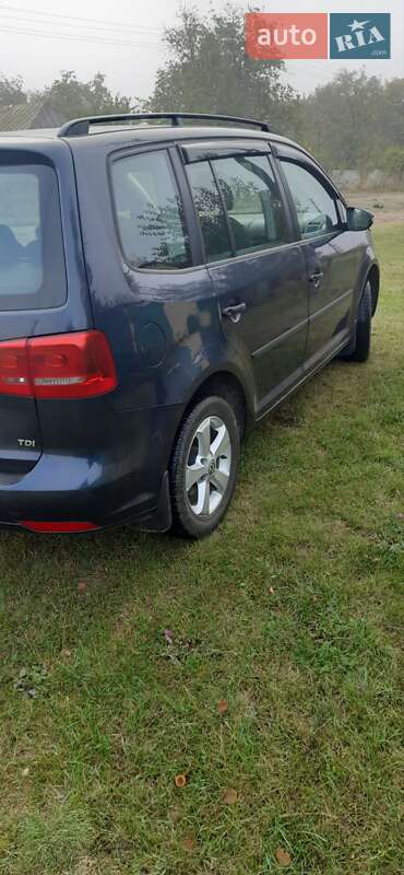 Мінівен Volkswagen Touran 2010 в Тростянці