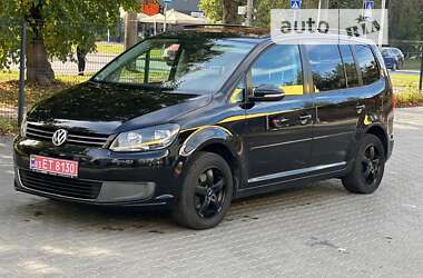 Мінівен Volkswagen Touran 2010 в Луцьку