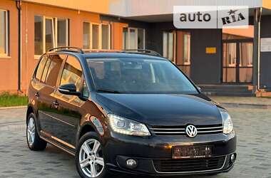 Минивэн Volkswagen Touran 2015 в Рожище