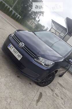 Мінівен Volkswagen Touran 2013 в Долині