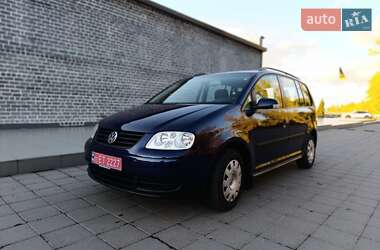 Мінівен Volkswagen Touran 2003 в Світловодську