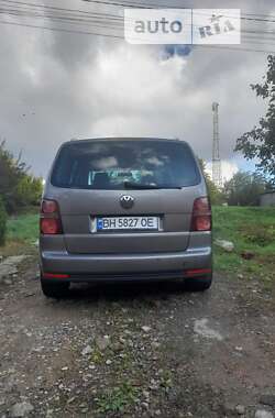 Мінівен Volkswagen Touran 2006 в Одесі