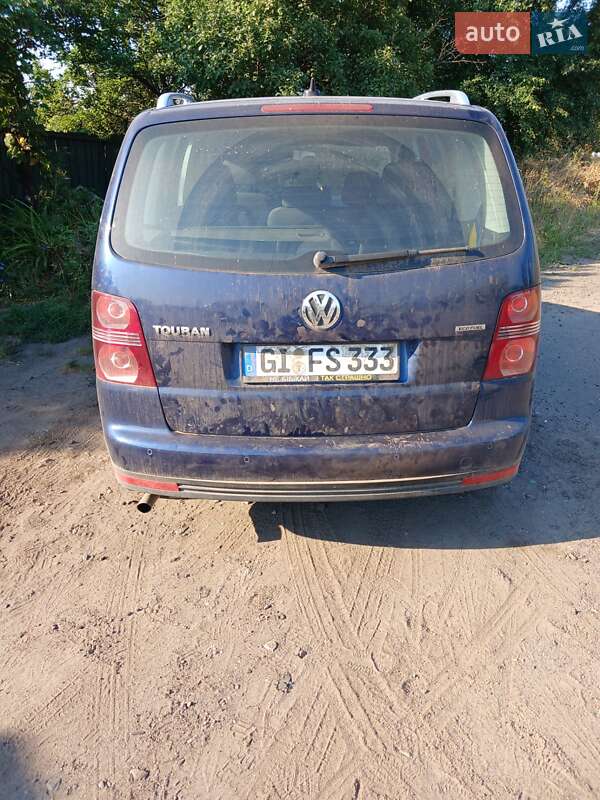Мінівен Volkswagen Touran 2007 в Івано-Франківську