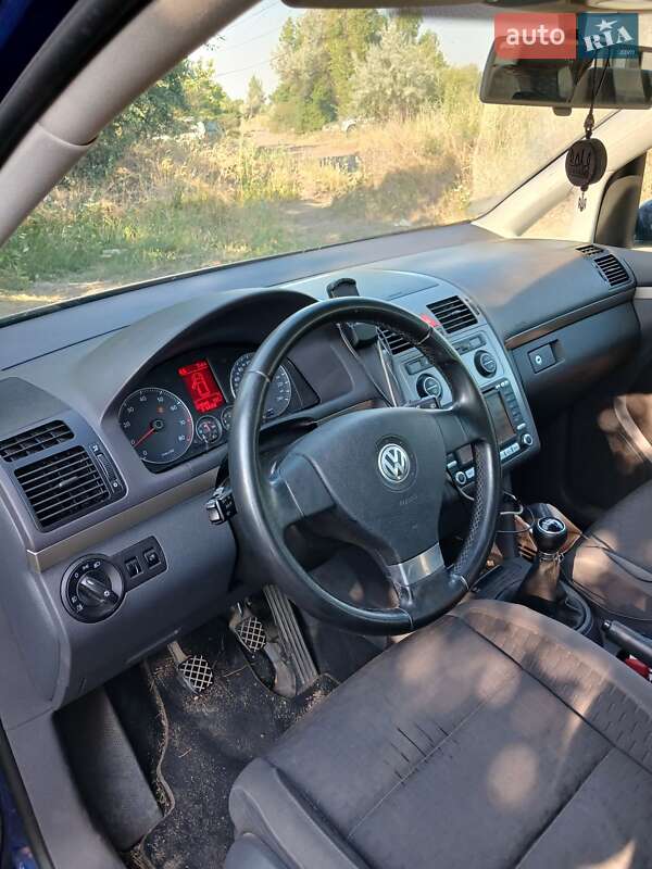 Мінівен Volkswagen Touran 2007 в Івано-Франківську