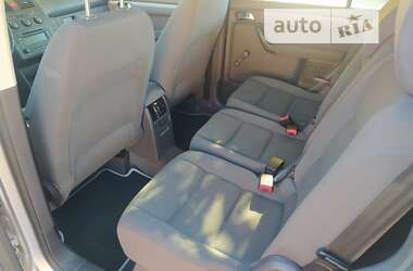 Минивэн Volkswagen Touran 2005 в Луцке