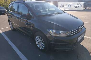 Микровэн Volkswagen Touran 2018 в Ирпене