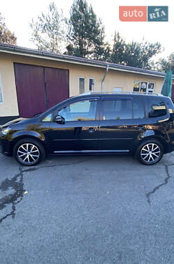 Минивэн Volkswagen Touran 2013 в Виноградове