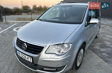 Минивэн Volkswagen Touran 2008 в Виннице