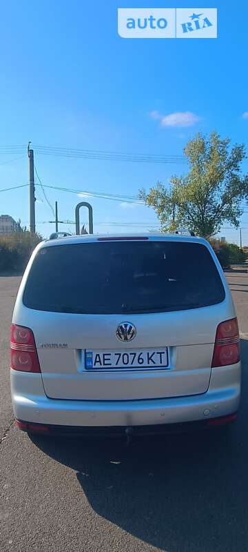 Минивэн Volkswagen Touran 2007 в Кривом Роге