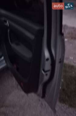 Минивэн Volkswagen Touran 2009 в 