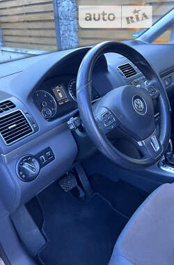 Минивэн Volkswagen Touran 2012 в Киеве