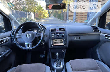 Минивэн Volkswagen Touran 2012 в Киеве