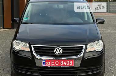 Мінівен Volkswagen Touran 2009 в Чернігові