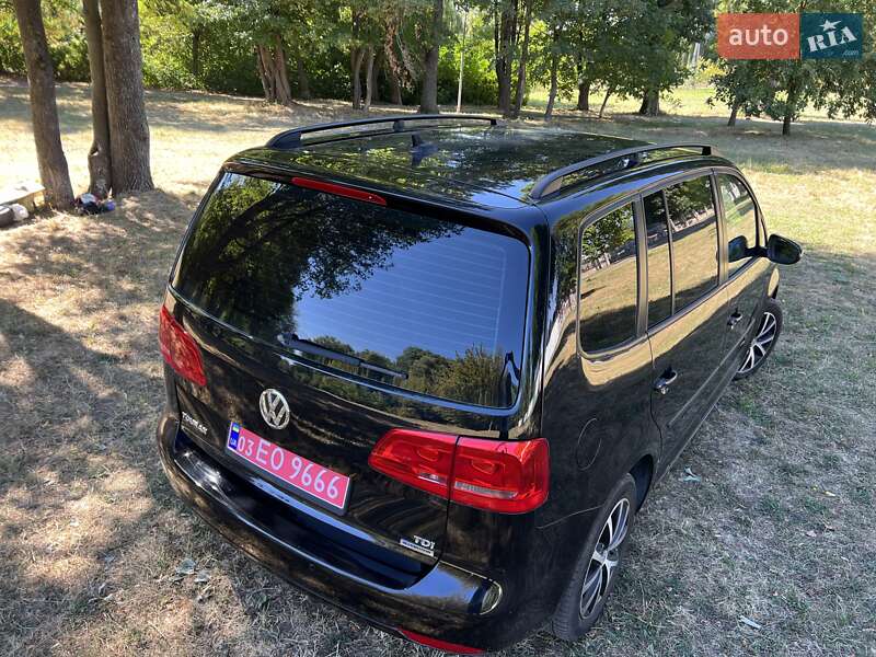 Минивэн Volkswagen Touran 2012 в Нежине фото 15 Минивэн Volkswagen Touran 2012 в Нежине