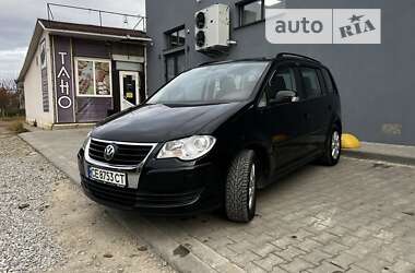 Мінівен Volkswagen Touran 2008 в Сторожинці