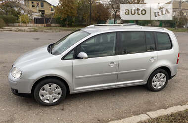 Минивэн Volkswagen Touran 2003 в Николаеве