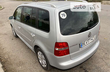 Минивэн Volkswagen Touran 2003 в Николаеве