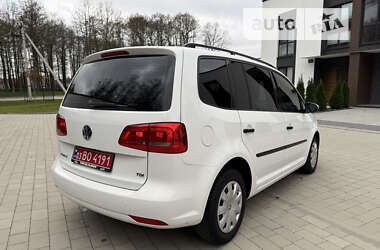 Мінівен Volkswagen Touran 2010 в Ковелі