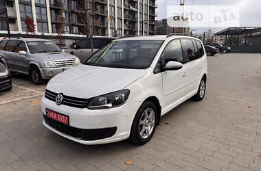 Мінівен Volkswagen Touran 2011 в Ужгороді